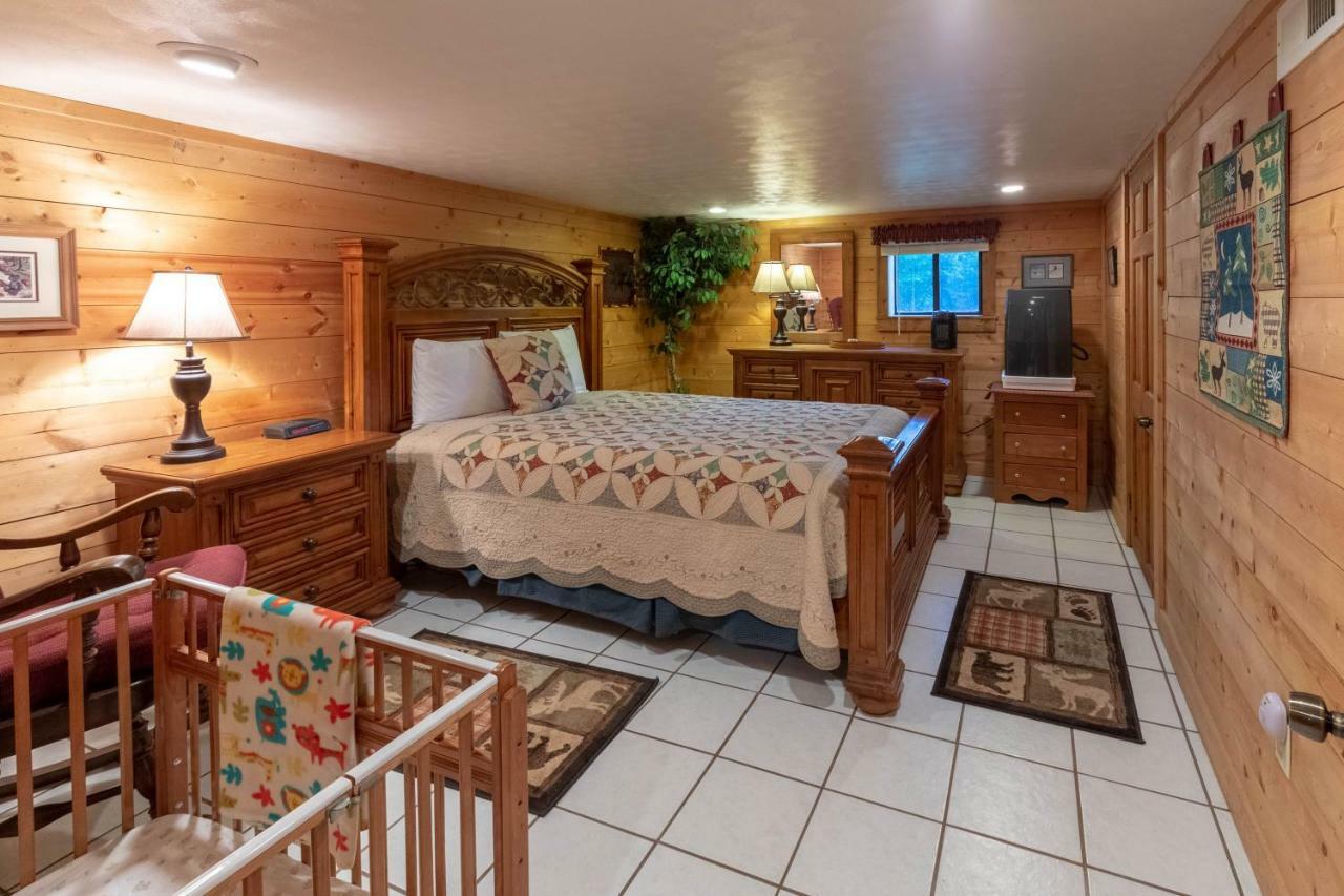 3 Bed 2 Bath Vacation Home In 브라이슨시티 외부 사진